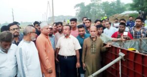 শিকপুর-বহরগ্রাম সেতুর কাজ পরিদর্শনে এমপি এমরান