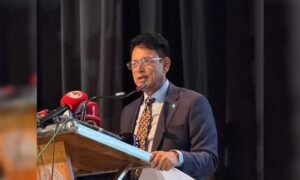 জানুয়ারিতে নতুন বই, প্রাথমিকে দেওয়া হবে ইউনিফর্ম: শিক্ষামন্ত্রী 