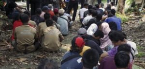 মালয়েশিয়ায় বাংলাদেশিসহ ১০৯ অভিবাসী আটক